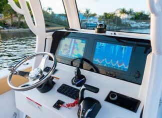 TRUMP AMENAZA CON UN ARANCEL DEL 100% A LOS NAVEGADORES Una nueva amenaza de arancel del 100% sobre los semiconductores y chips de computadora importados a los EE. UU. podría tener un importante efecto dominó en toda la industria de la navegación recreativa.