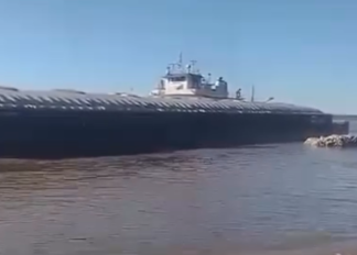CONVOY DE BARCAZAS SE ACCIDENTA EN EL SECTOR TRES CRUCES DEL RÍO PARANÁ