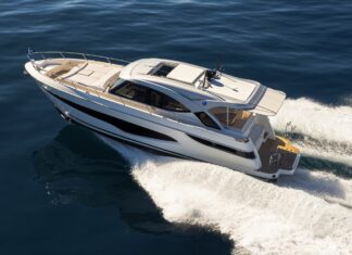 NUEVO RIVIERA 4300 SPORTS EXPRESS SE PRESENTARÁ EN CANNES