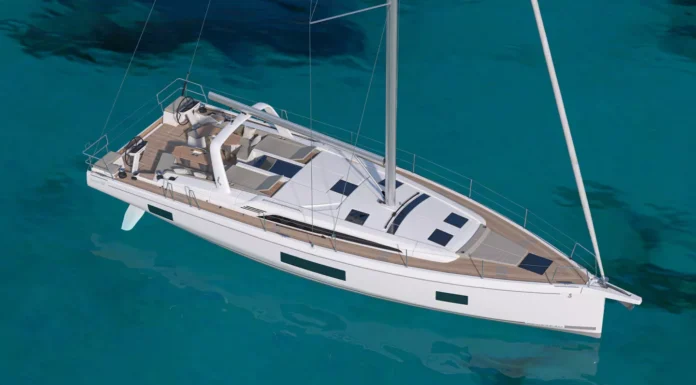 BENETEAU LANZA OCEANIS 52, UN VELERO PENSADO PARA LARGAS TRAVESÍAS