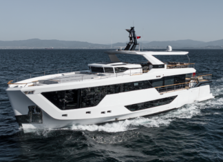 NUMARINE LANZA SU SEGUNDO SUPERYATE HÍBRIDO 30XP