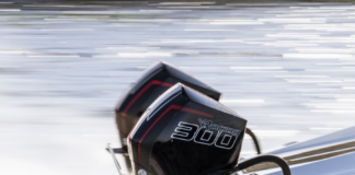 MERCURY RACING LANZA MEJORAS PARA LOS MOTORES 200R Y 300 R DE COMPETICIÓN
