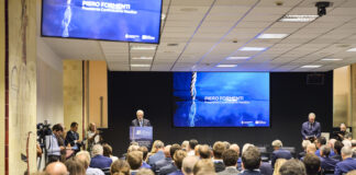 EL 65º SALÓN NÁUTICO INTERNACIONAL DE GÉNOVA SE PRESENTA EN LA BOLSA DE MILÁN POR LA ASOCIACIÓN ITALIANA DE LA INDUSTRIA NÁUTICA)