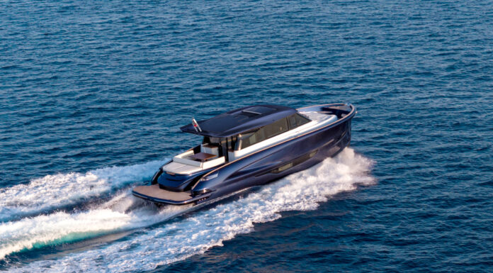 SOLARIS POWER 60 COUPÉ, EL BUQUE INSIGNIA DE SOLARIS POWER