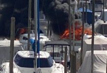 DEVASTADOR INCENDIO DESTRUYE DOS EMBARCACIONES EN SAN FERNANDO