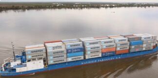 ROBAN A BORDO DEL BUQUE “ROSA” MIENTRAS NAVEGABA POR EL RÍO PARANÁ