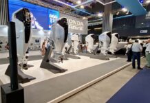 MOTORES FUERA DE BORDA EN EL SALÓN DE GÉNOVA