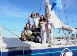 SEIS MUJERES, UN VELERO Y UNA MISIÓN: LLEVAR SU VOZ A LA COP30