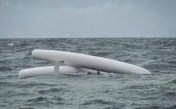 UN MARINERO RESCATADO TRAS EL VUELCO DE SU VELERO CERCA DE LA ISLA DE WIGHT