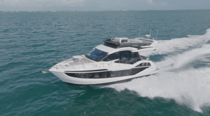GALEON 480 FLY: ELEGANCIA, LUZ Y VERSATILIDAD EN EL MAR