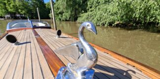 “ESLIE P”: LA HISTÓRICA LANCHA DE 1921 PROTAGONISTA EN PARALELO CERO (VIDEO)