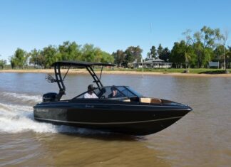 HOY A LAS 14:30: LA SPORT 180 DE BERMUDA EN ESLORAS POR EL GARAGE TV