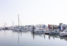 SALÓN NÁUTICO INTERNACIONAL DE ABU DABI 2025: LUJO, INNOVACIÓN Y DEPORTES ACUÁTICOS EN EL GOLFO PÉRSICO