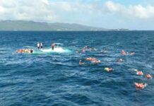PÁNICO EN SAMANÁ: UN CATAMARÁN CON 55 TURISTAS SE HUNDIÓ DURANTE UNA EXCURSIÓN