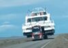 UN CATAMARÁN EN LA RUTA 40: ASOMBRO Y VIRALIZACIÓN EN LA PATAGONIA