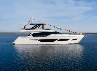 SE A BOTADO EL PRIMER FERRETTI 720 EN RÁVENA, ITALIA