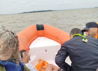 ISLA MARTÍN GARCÍA: PREFECTURA RESCATÓ A CUATRO TRIPULANTES QUE CAYERON AL AGUA