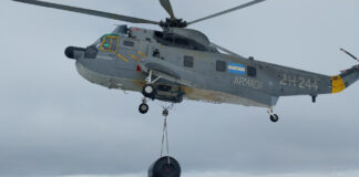 EL ROMPEHIELOS ARA “ALMIRANTE IRIZAR” COMPLETÓ LAS OPERACIONES EN LA BASE ANTÁRTICA CONJUNTA MARAMBIO