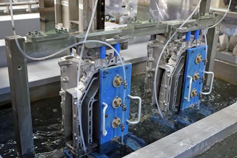 Un nuevo proceso de anodizado que ahora se ofrece en los motores fueraborda Suzuki DF140 y DF115 se implementará en toda la línea de productos.