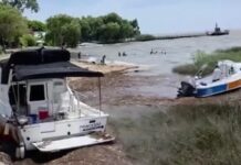 VIDEO – RETIRARON EL YATE QUE HABÍA QUEDADO VARADO EN LA COSTA DE MARTÍNEZ
