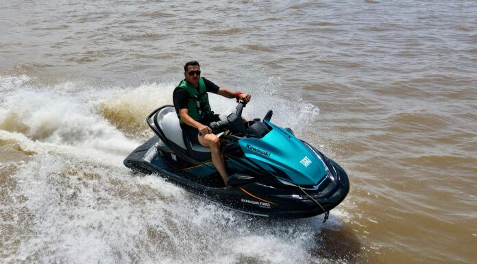 KAWASAKI STX 160 LX: EQUILIBRIO PERFECTO ENTRE POTENCIA Y CONFORT