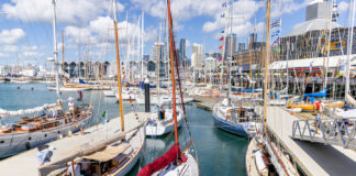 VELEROS CLÁSICOS HACEN HISTORIA EN NUEVA ZELANDA CON UN ENCUENTRO SIN PRECEDENTES