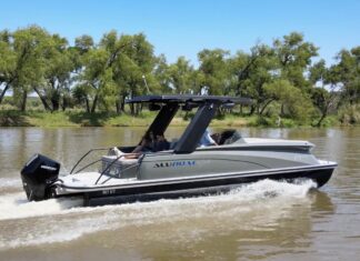 TRITOON: LA EMBARCACIÓN PREMIUM DE ALUBOAT QUE MARCA UN NUEVO RUMBO