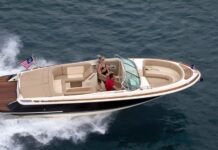 CHRIS-CRAFT LAUNCH 27: BOWRIDER DE LUJO DE 8,10 METROS