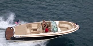 CHRIS-CRAFT LAUNCH 27: BOWRIDER DE LUJO DE 8,10 METROS