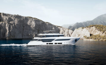 CUSTOM LINE NAVETTA 35: ELEGANCIA ITALIANA EN 34,5 METROS