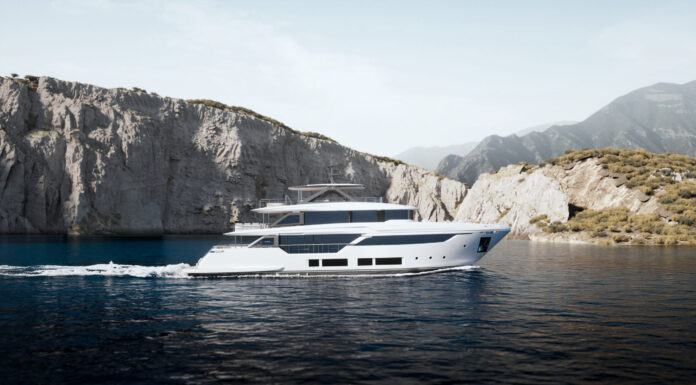 CUSTOM LINE NAVETTA 35: ELEGANCIA ITALIANA EN 34,5 METROS