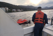 BARILOCHE: PREFECTURA ASISTIÓ A UN DEPORTISTA EN EL LAGO NAHUEL HUAPI