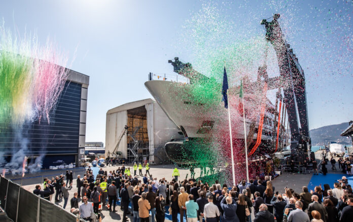 Baglietto lanza su buque insignia de 60 metros.