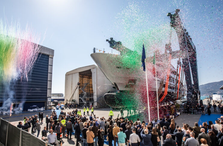 BAGLIETTO LANZA SU BUQUE INSIGNIA DE 60 METROS