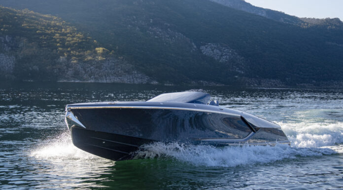 FRAUSCHER 797 SPECTRE: POTENCIA, DISEÑO Y PRECISIÓN EN ESTADO PURO