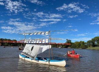 MEMORIA EN EL RÍO: EMOTIVO HOMENAJE NÁUTICO A LOS DESAPARECIDOS EN GUALEGUAYCHÚ