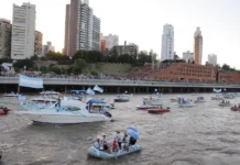 TRAVESÍA NÁUTICA Y GRAN CELEBRACIÓN FRENTE AL RÍO PARANÁ EN ROSARIO