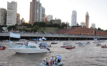 TRAVESÍA NÁUTICA Y GRAN CELEBRACIÓN FRENTE AL RÍO PARANÁ EN ROSARIO