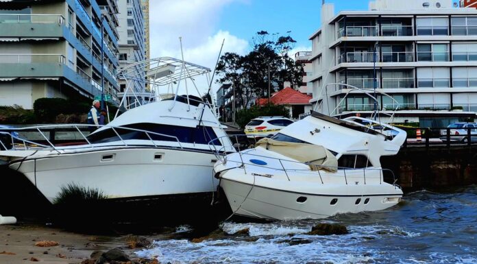 ASÍ QUEDARON LOS BARCOS SINIESTRADOS EN PUNTA DEL ESTE TRAS EL TEMPORAL