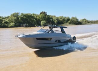 TV – HOY EN ESLORAS PRESENTAMOS EL NUEVO CANESTRARI 348