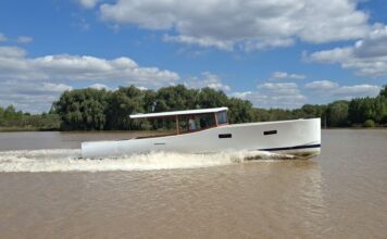 VIDEO – PRESENTACIÓN HARDCRAFT SL42 CON MOTORIZACIÓN FUERA DE BORDA MERCURY