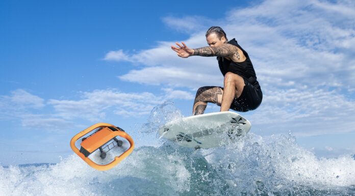 DRON ANFIBIO: EL HOVERAIR AQUA REVOLUCIONA LA FILMACIÓN EN DEPORTES ACUÁTICOS