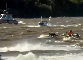 VIDEO – VUELCO DE UNA EMBARCACIÓN MARCÓ LA LARGADA DEL SURUBÍ EN GOYA