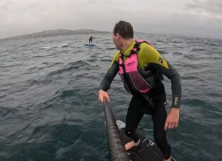 (VIDEO) SUSTO EN EL MAR: UN TIBURÓN BLANCO PERSIGUIÓ A DOS SURFISTAS EN CALIFORNIA