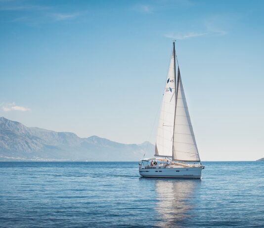 CÓMO PREPARAR BIEN TU CRUCERO EN VELERO: LA GUÍA COMPLETA