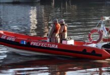 HALLAN PERTENENCIAS DE LOS PESCADORES DESAPARECIDOS EN EL RÍO DE LA PLATA Y REORIENTAN LA BÚSQUEDA