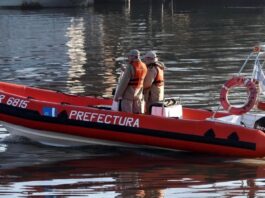 HALLAN PERTENENCIAS DE LOS PESCADORES DESAPARECIDOS EN EL RÍO DE LA PLATA Y REORIENTAN LA BÚSQUEDA