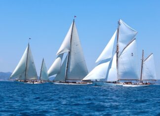 COMENZÓ LA 25.ª SEMANA DE LA VELA ARGENTARIO CON UN ESPECTÁCULO DE VELEROS CLÁSICOS