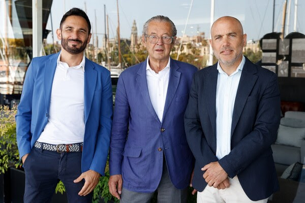 De izq. a derecha: Josep Antoni Llopart, director del salón; Luis Conde, presidente del salón; Jordi Carrasco, director general de ANEN