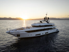 EL BENETTI JUNO 7 GANA EL PREMIO AL “MEJOR YATE A MOTOR”